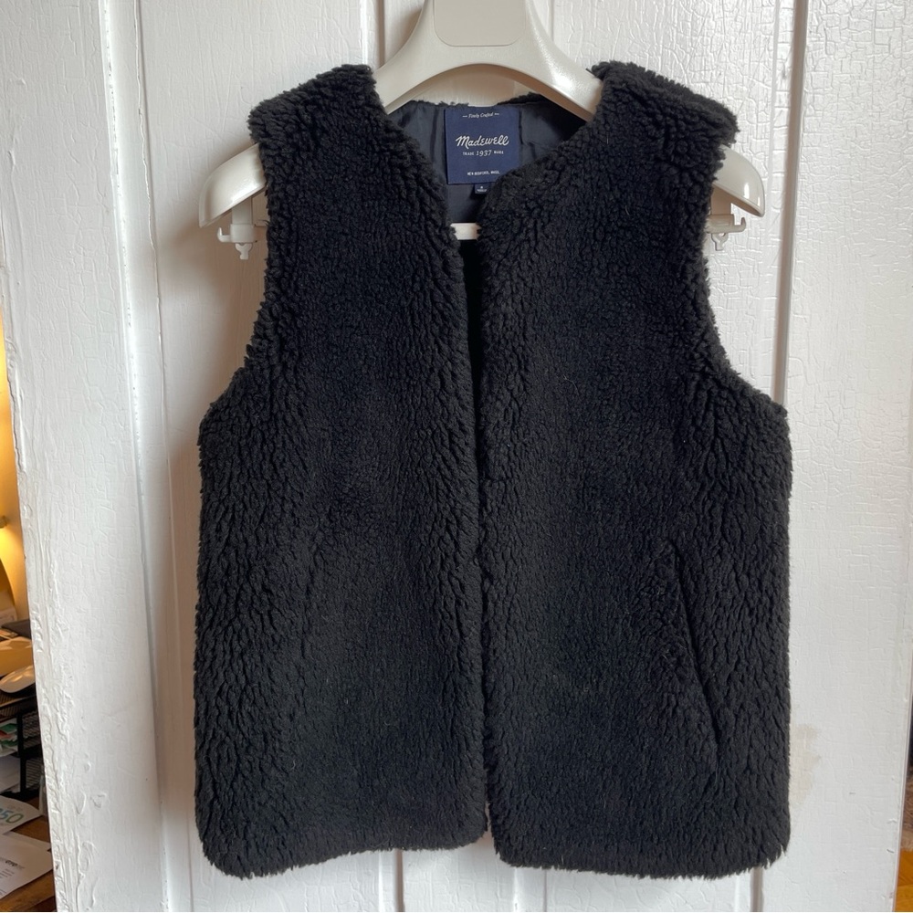 Madewell Black Sherpa Vest